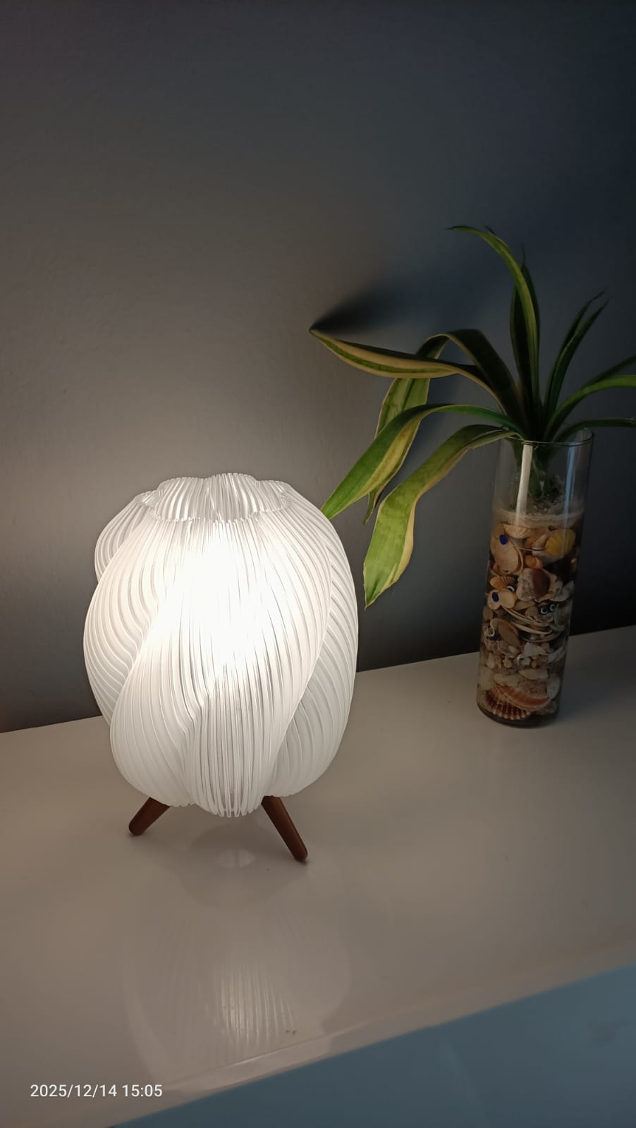 SilvaGlow – Modern & Doğal Dekoratif Masa Lambası